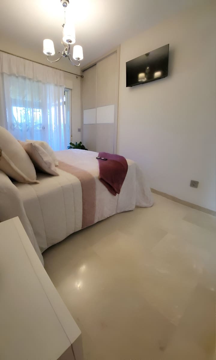 3 slaapkamer Penthouse te koop in Estepona met zwembad - € 810.000 (Ref: 9197615)