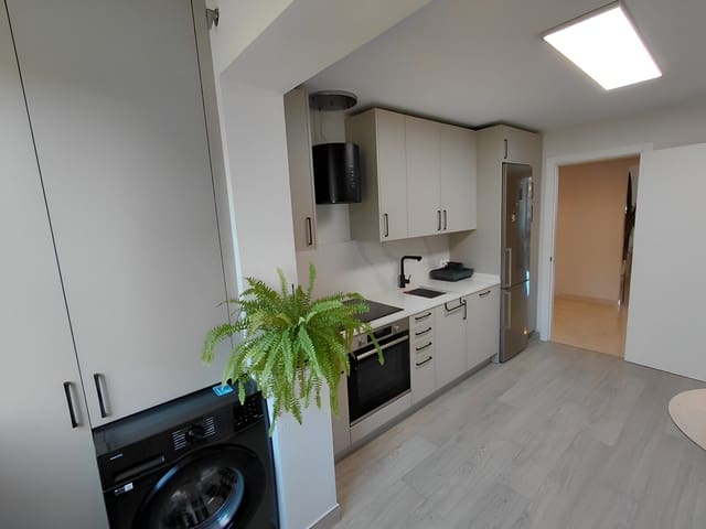 2 bedroom Apartment for sale in Marbella with pool garage - € 540,000 (Ref: 9197617)