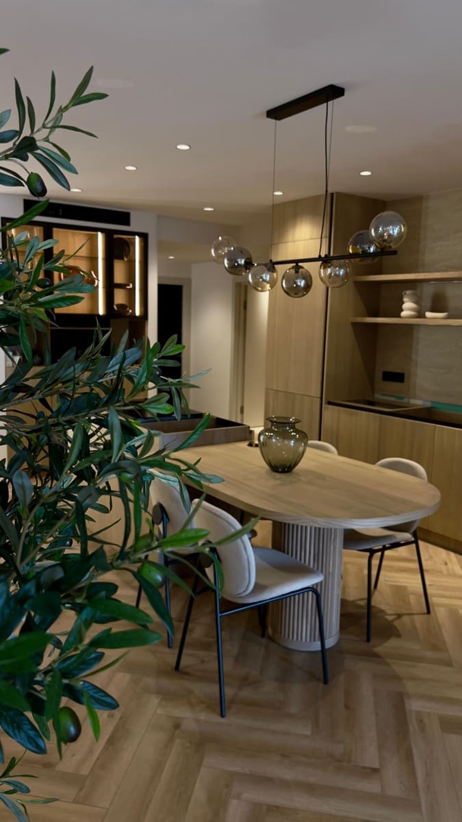 3 soverom Leilighet til salgs i Nueva Andalucia med garasje - € 1 190 000 (Ref: 9243048)