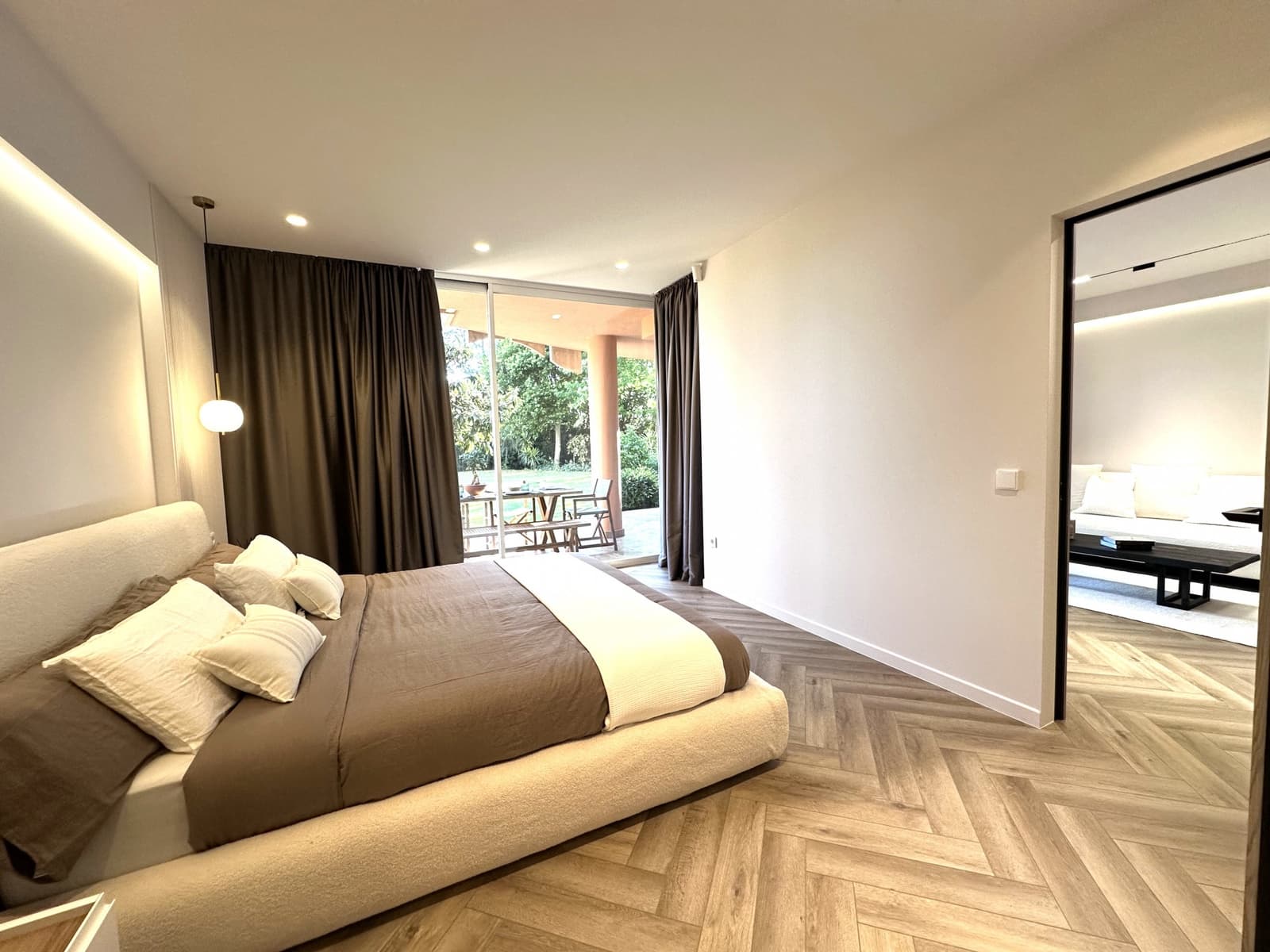 3 soverom Leilighet til salgs i Nueva Andalucia med garasje - € 1 190 000 (Ref: 9243048)