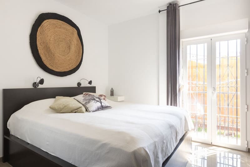 Casa de 3 habitaciones en Estepona en venta con garaje - 595.000 € (Ref: 9246512)