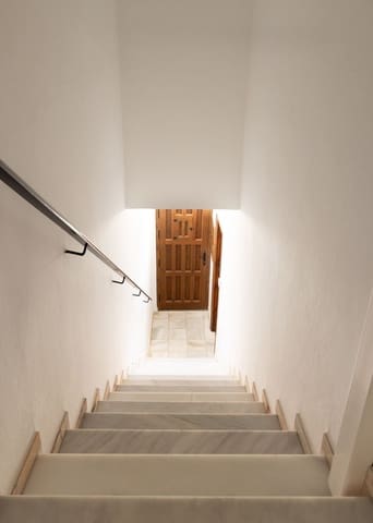 Casa de 3 habitaciones en Estepona en venta con garaje - 595.000 € (Ref: 9246512)