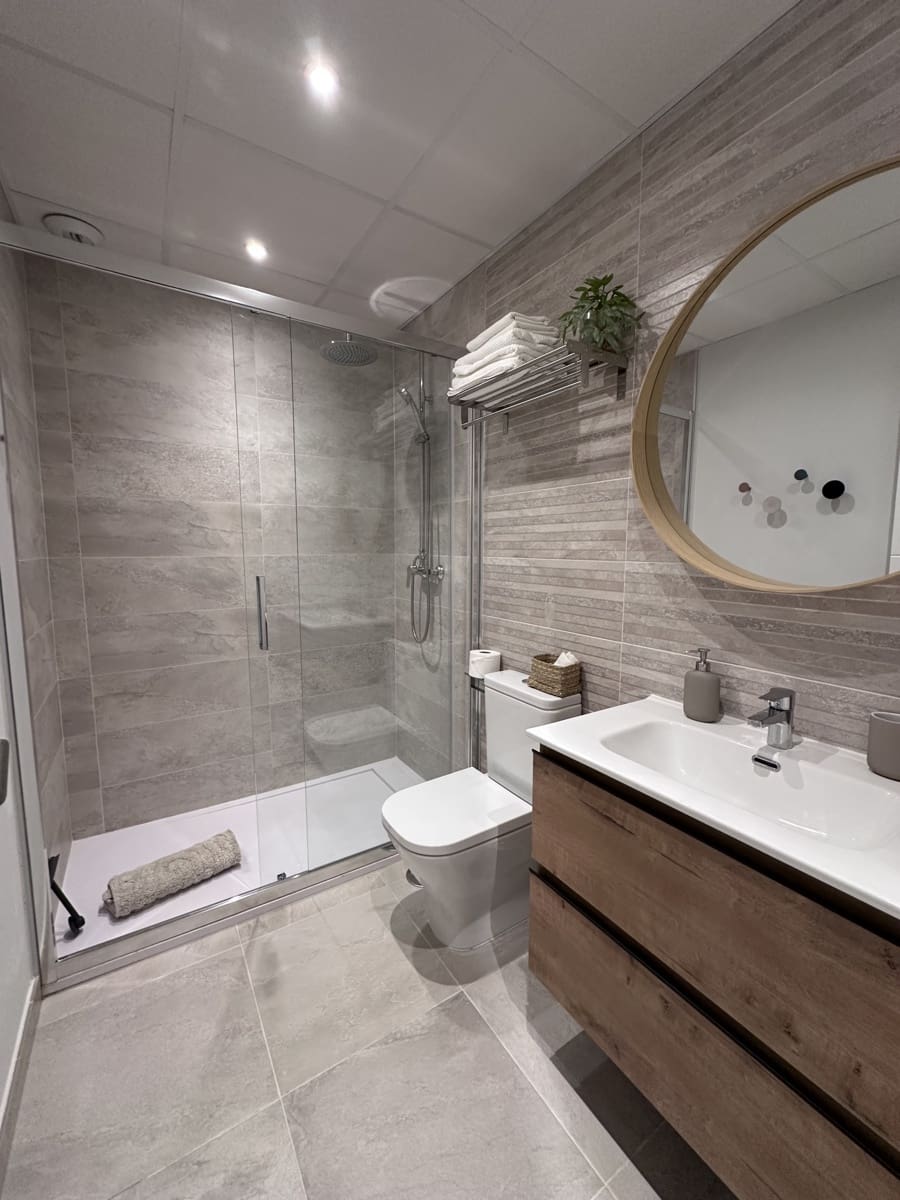 2 soverom Leilighet til salgs i Estepona med svømmebasseng garasje - € 550 000 (Ref: 9254834)