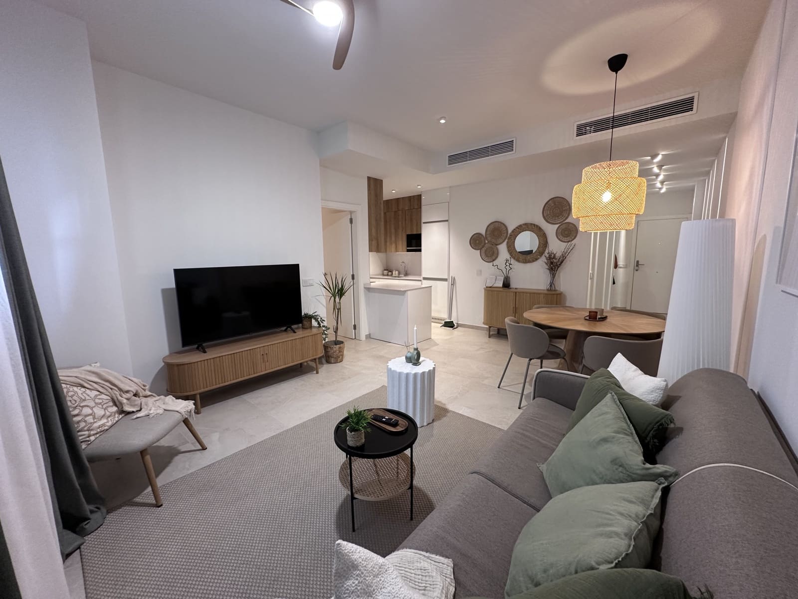 2 soverom Leilighet til salgs i Estepona med svømmebasseng garasje - € 550 000 (Ref: 9254834)