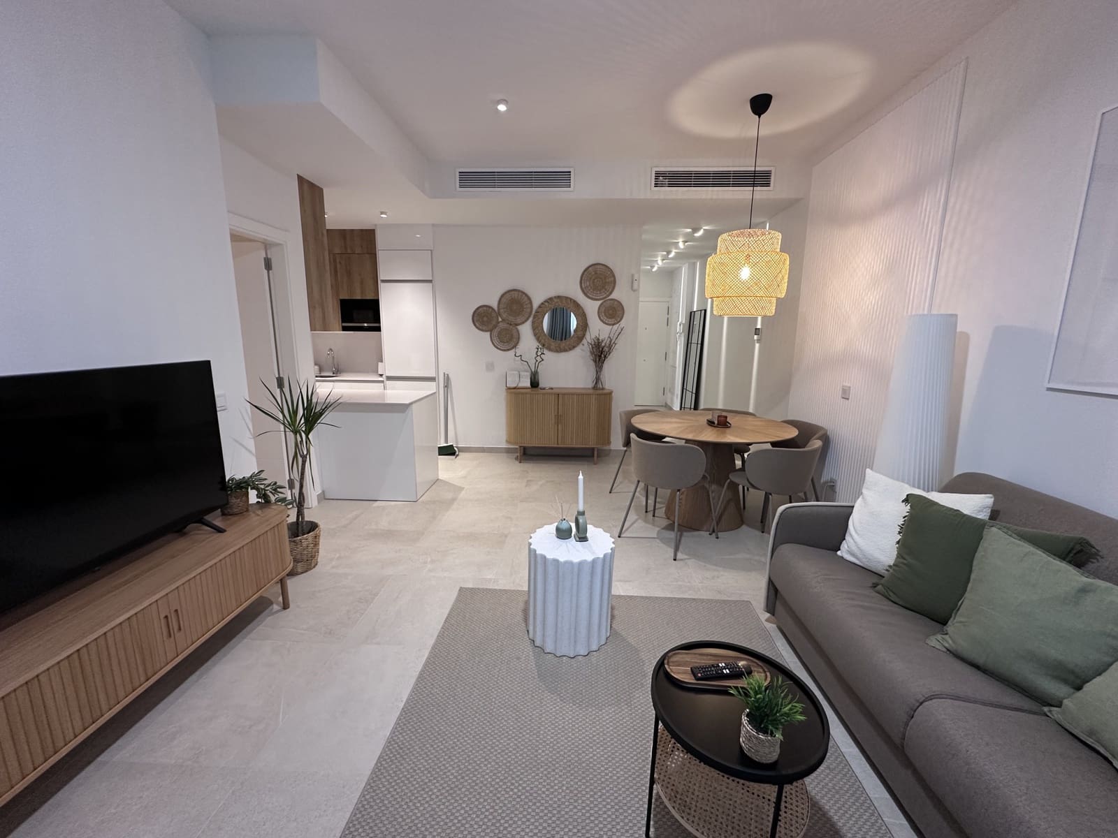 2 soverom Leilighet til salgs i Estepona med svømmebasseng garasje - € 550 000 (Ref: 9254834)