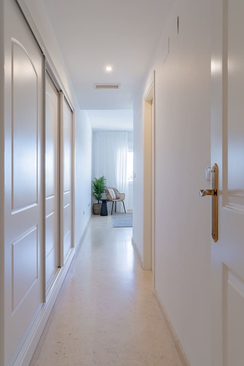 2 makuuhuone Huoneisto myytävänä paikassa Marbella mukana uima-altaan 
autotalli - 395 000 € (Ref: 9276032)