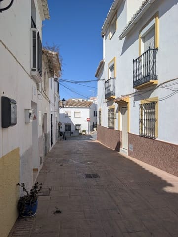 2 soveværelse Byhus til salg i Manilva Pueblo, Manilva - € 150.000 (Ref: 9300759)