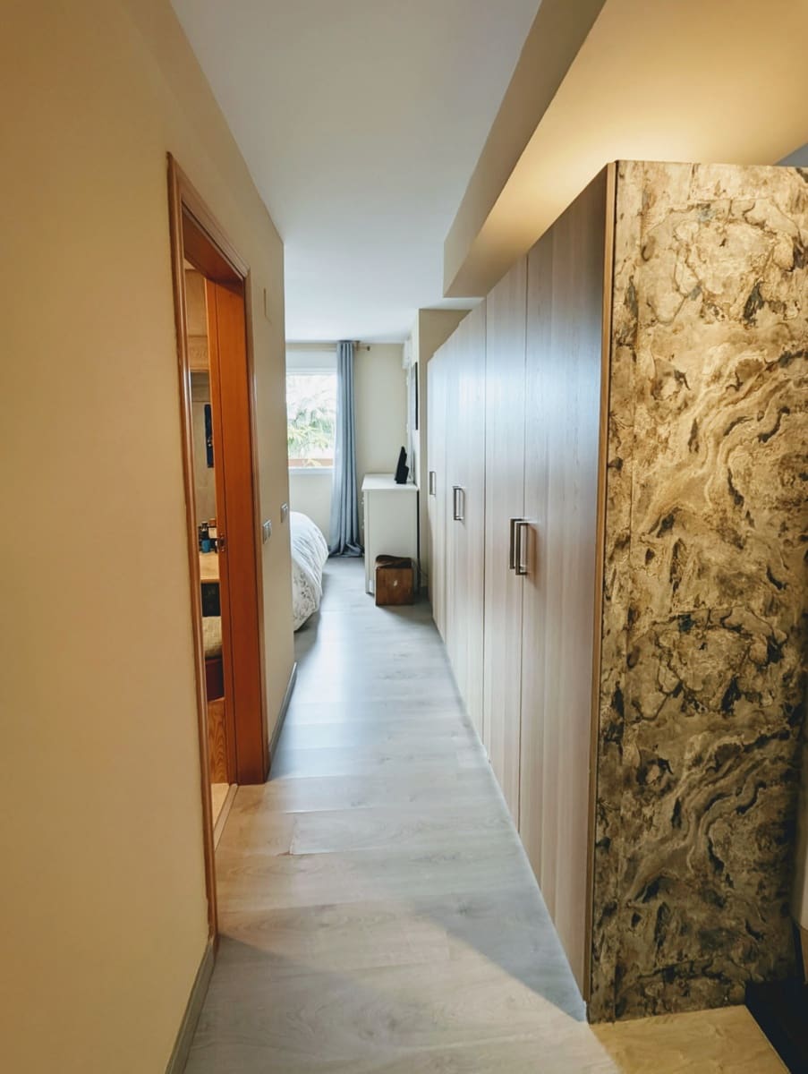 Apartamento de 2 habitaciones en New Golden Mile en venta con piscina garaje - 349.000 € (Ref: 9455973)