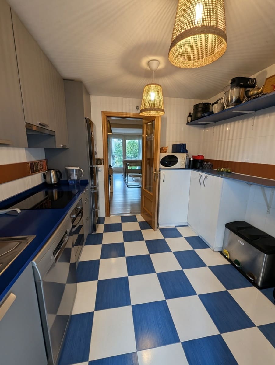 Apartamento de 2 habitaciones en New Golden Mile en venta con piscina garaje - 349.000 € (Ref: 9455973)