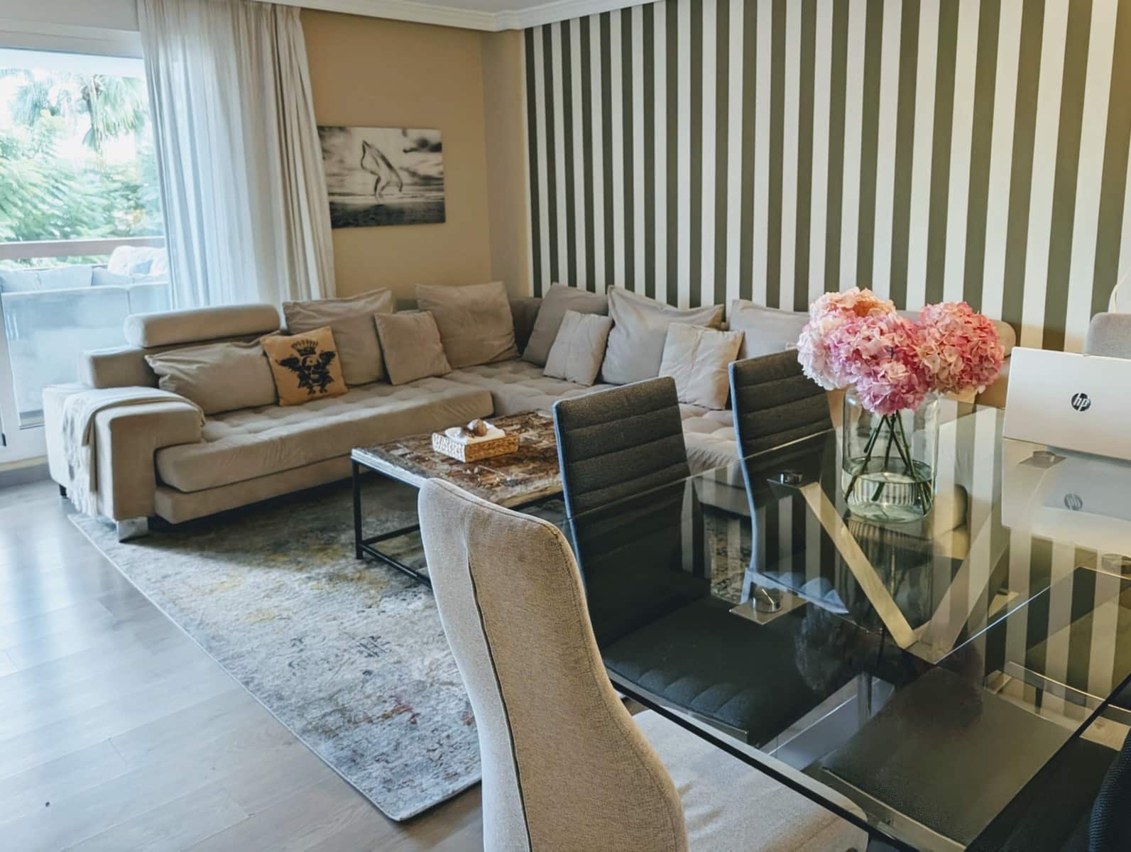 Apartamento de 2 habitaciones en New Golden Mile en venta con piscina garaje - 349.000 € (Ref: 9455973)