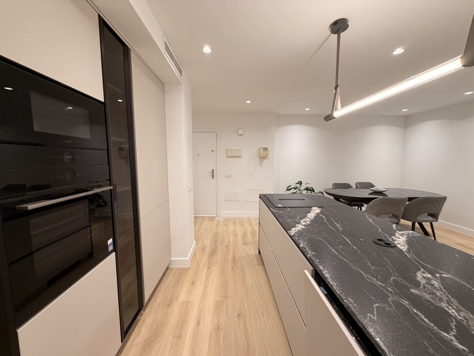 3 soveværelse Lejlighed til salg i Marbella med swimmingpool garage - € 715.000 (Ref: 9670253)