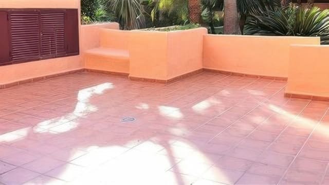 2 makuuhuone Huoneisto myytävänä paikassa Los Flamingos, Benahavís mukana uima-altaan 
autotalli - 365 000 € (Ref: 9695107)