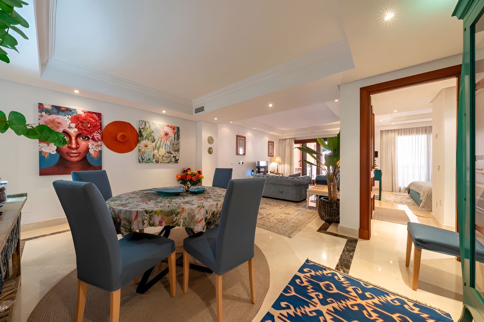 Apartamento de 3 habitaciones en New Golden Mile en venta con piscina garaje - 825.000 € (Ref: 9698157)