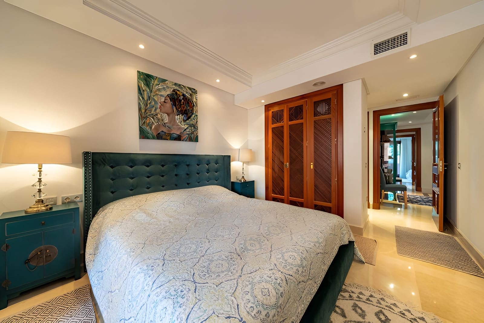 Apartamento de 3 habitaciones en New Golden Mile en venta con piscina garaje - 825.000 € (Ref: 9698157)