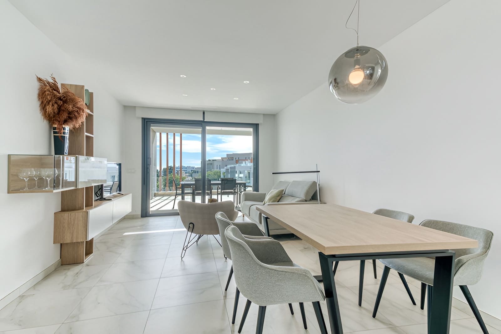 2 bedroom Penthouse for sale in New Golden Mile with pool garage - € 690,000 (Ref: 9698159)