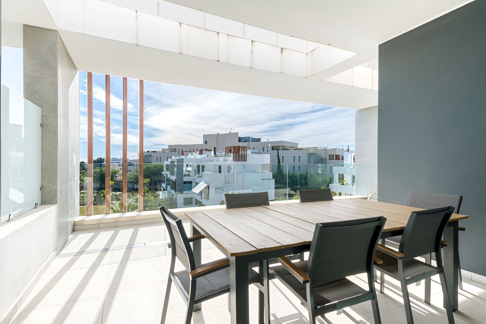 2 bedroom Penthouse for sale in New Golden Mile with pool garage - € 690,000 (Ref: 9698159)