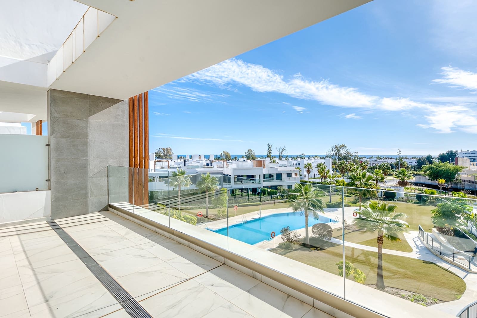 2 bedroom Penthouse for sale in New Golden Mile with pool garage - € 690,000 (Ref: 9698159)