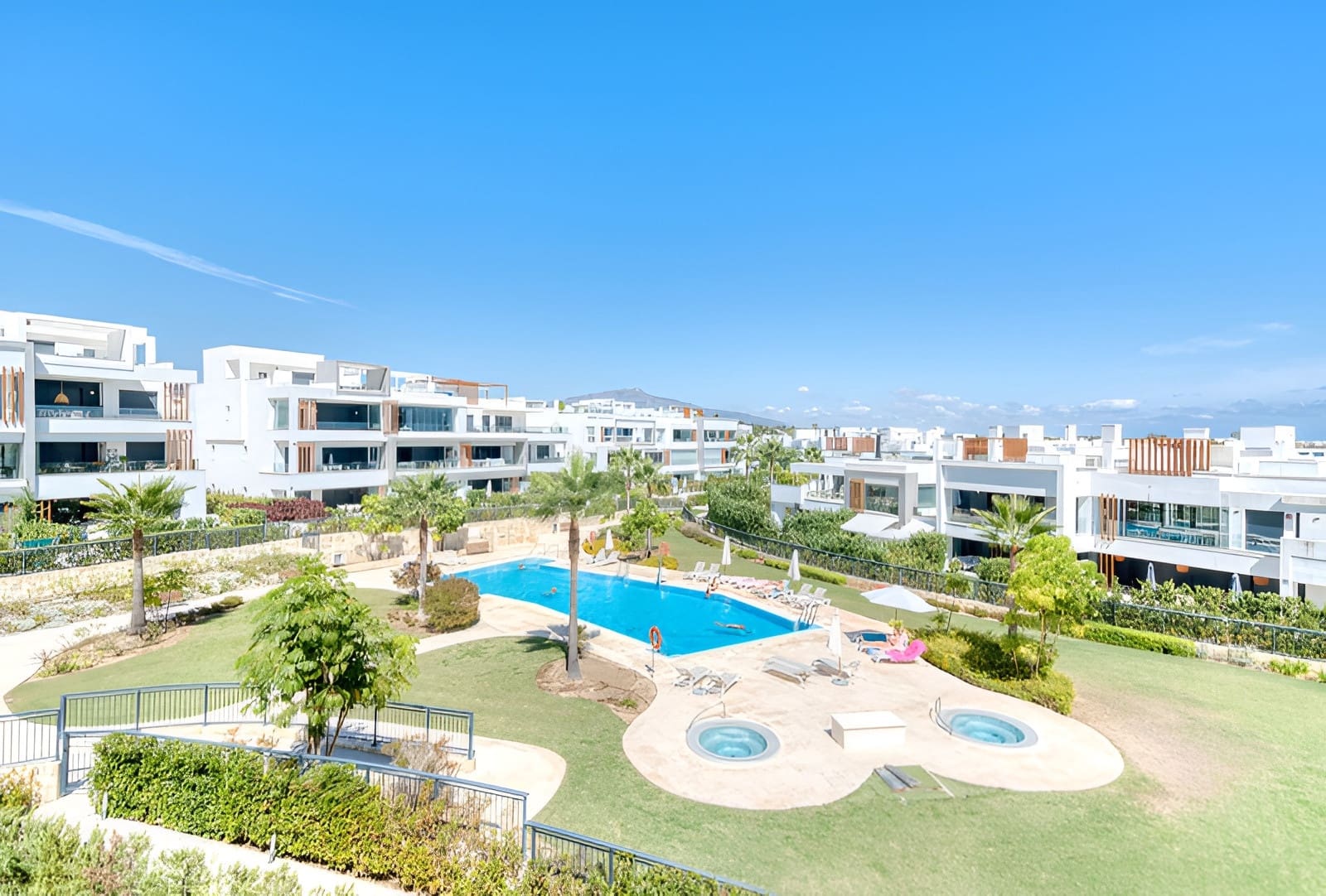 2 bedroom Penthouse for sale in New Golden Mile with pool garage - € 690,000 (Ref: 9698159)