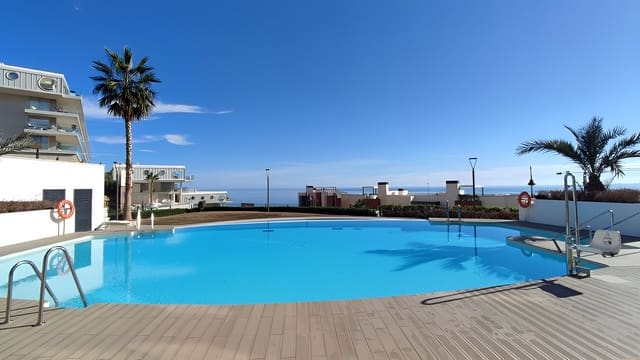 2 quarto Apartamento para venda em Fuengirola com piscina garagem - 650 000 € (Ref: 9698160)