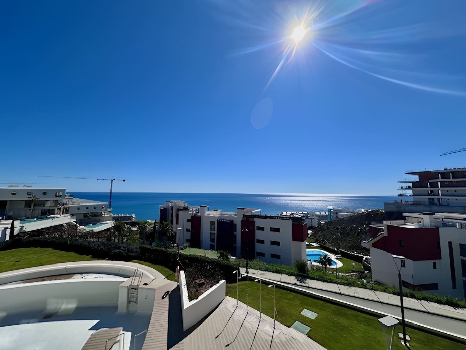 2 quarto Apartamento para venda em Fuengirola com piscina garagem - 650 000 € (Ref: 9698160)