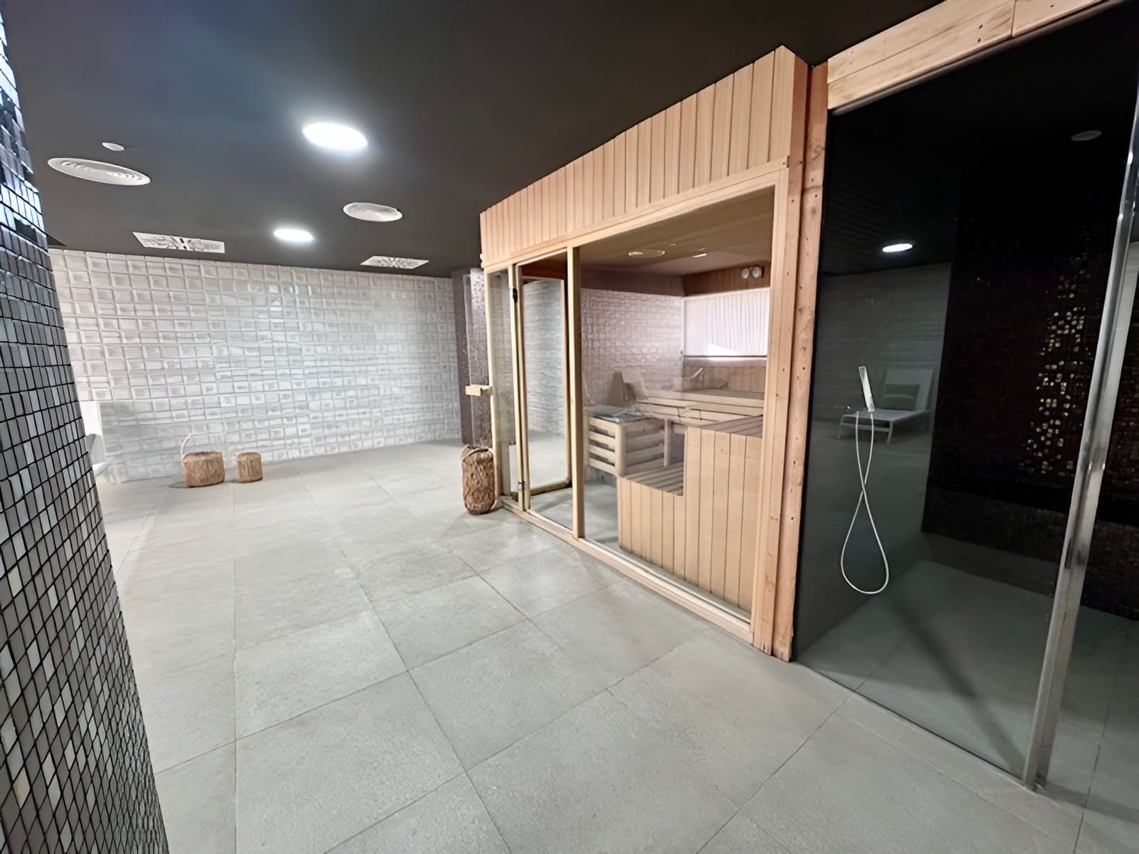 2 quarto Apartamento para venda em Fuengirola com piscina garagem - 650 000 € (Ref: 9698160)