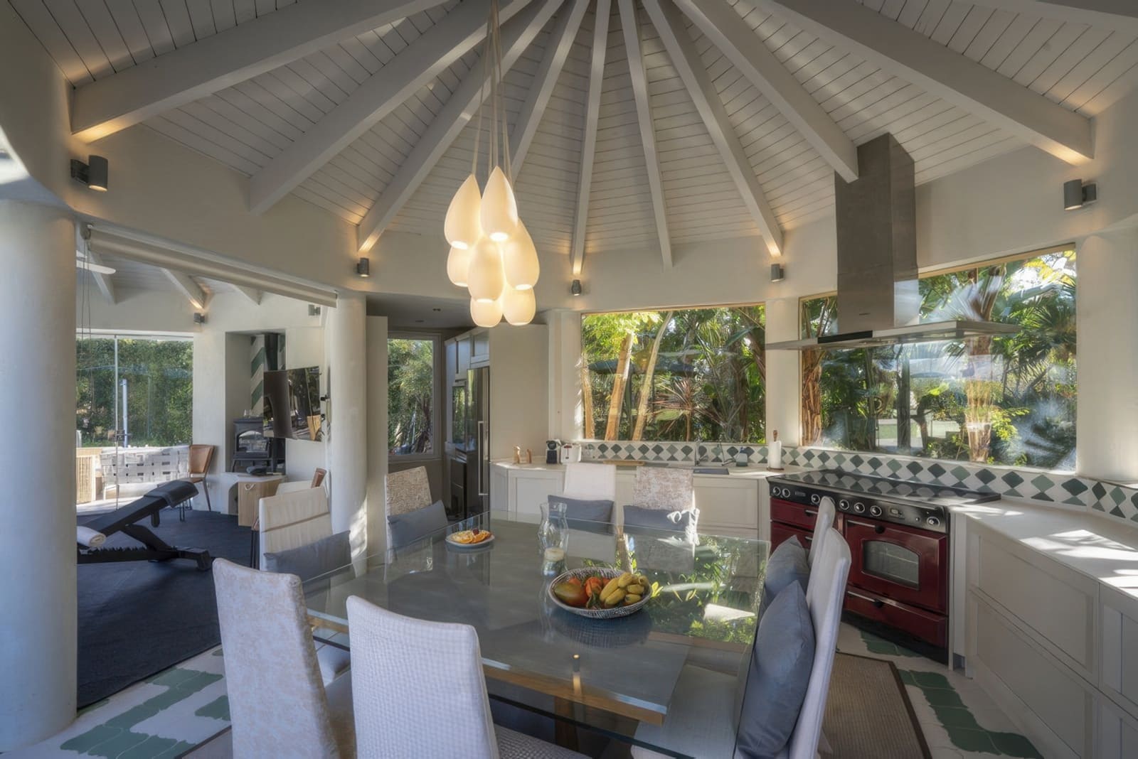 6 bedroom Villa for sale in San Roque with pool garage - € 4,700,000 (Ref: 9701443)