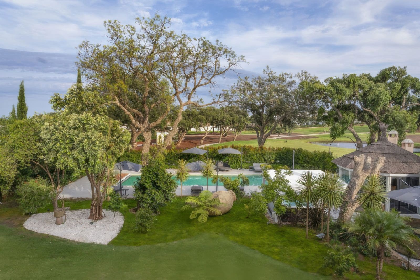 6 bedroom Villa for sale in San Roque with pool garage - € 4,700,000 (Ref: 9701443)