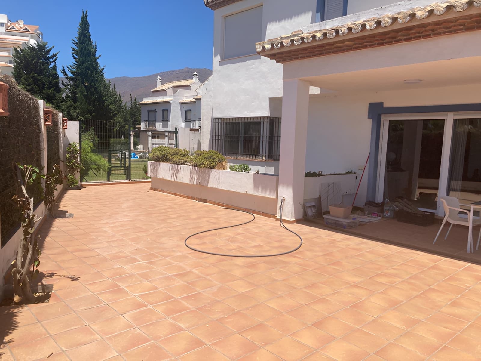 5 bedroom Townhouse for sale in Estepona with pool garage - € 1,755,000 (Ref: 9701444)