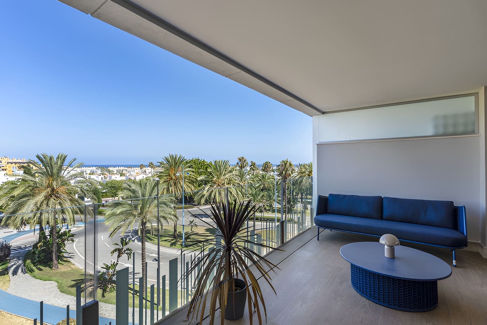 3 Zimmer Apartment zu verkaufen in San Pedro de Alcantara mit Pool Garage - 1.075.000 € (Ref: 9701445)