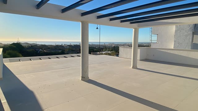 4 soveværelse Villa til salg i Mijas med swimmingpool garage - € 1.040.000 (Ref: 9701446)