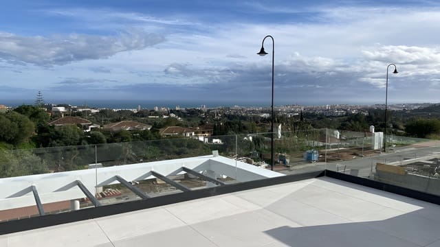 4 soveværelse Villa til salg i Mijas med swimmingpool garage - € 1.040.000 (Ref: 9701446)
