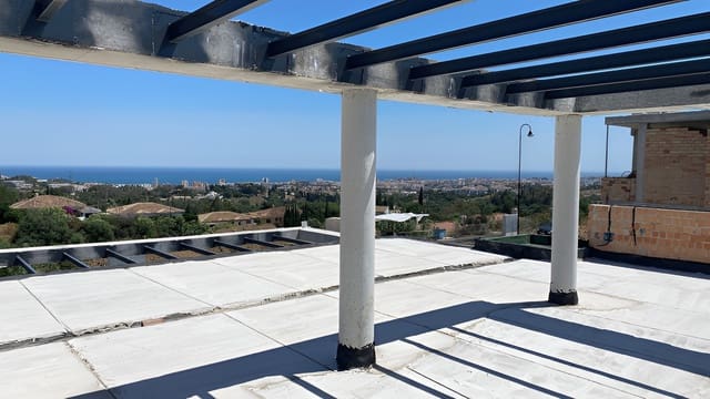 4 soveværelse Villa til salg i Mijas med swimmingpool garage - € 1.040.000 (Ref: 9701446)