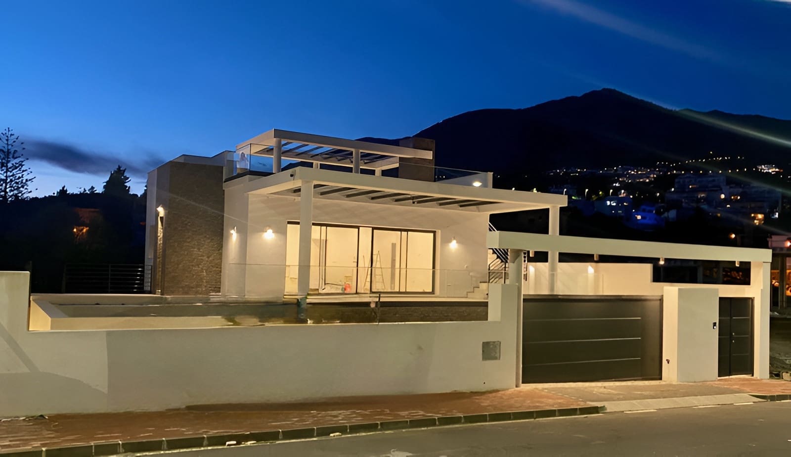 4 soveværelse Villa til salg i Mijas med swimmingpool garage - € 1.040.000 (Ref: 9701446)