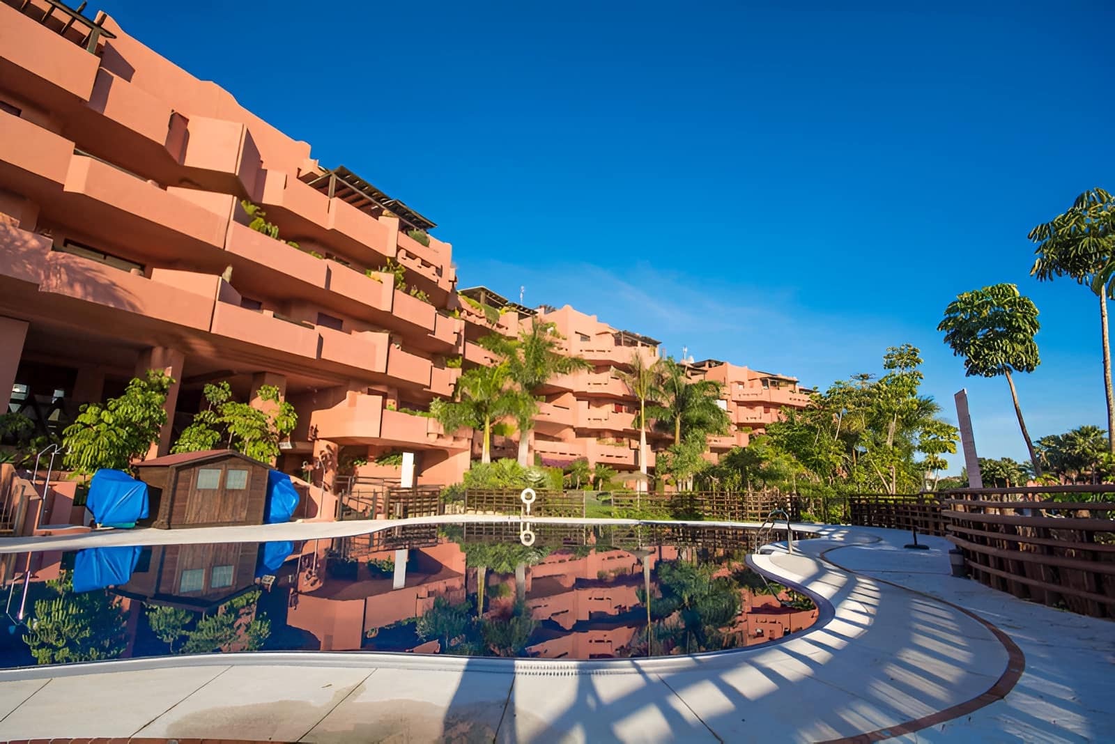 4 camera da letto Appartamento in vendita in New Golden Mile con piscina garage - 845.000 € (Rif: 9701447)