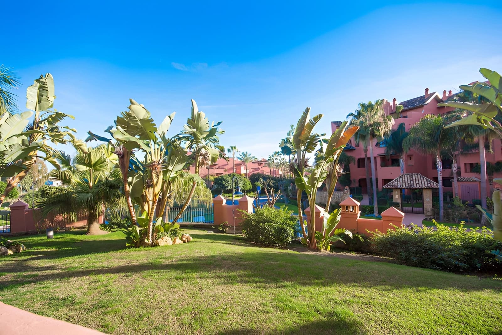 4 camera da letto Appartamento in vendita in New Golden Mile con piscina garage - 845.000 € (Rif: 9701447)