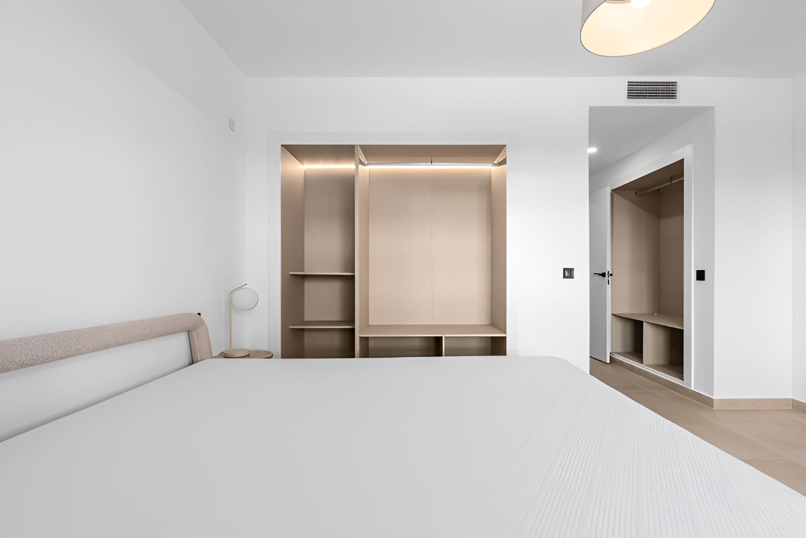 3 bedroom Apartment for sale in Marbella with pool garage - € 699,000 (Ref: 9726478)