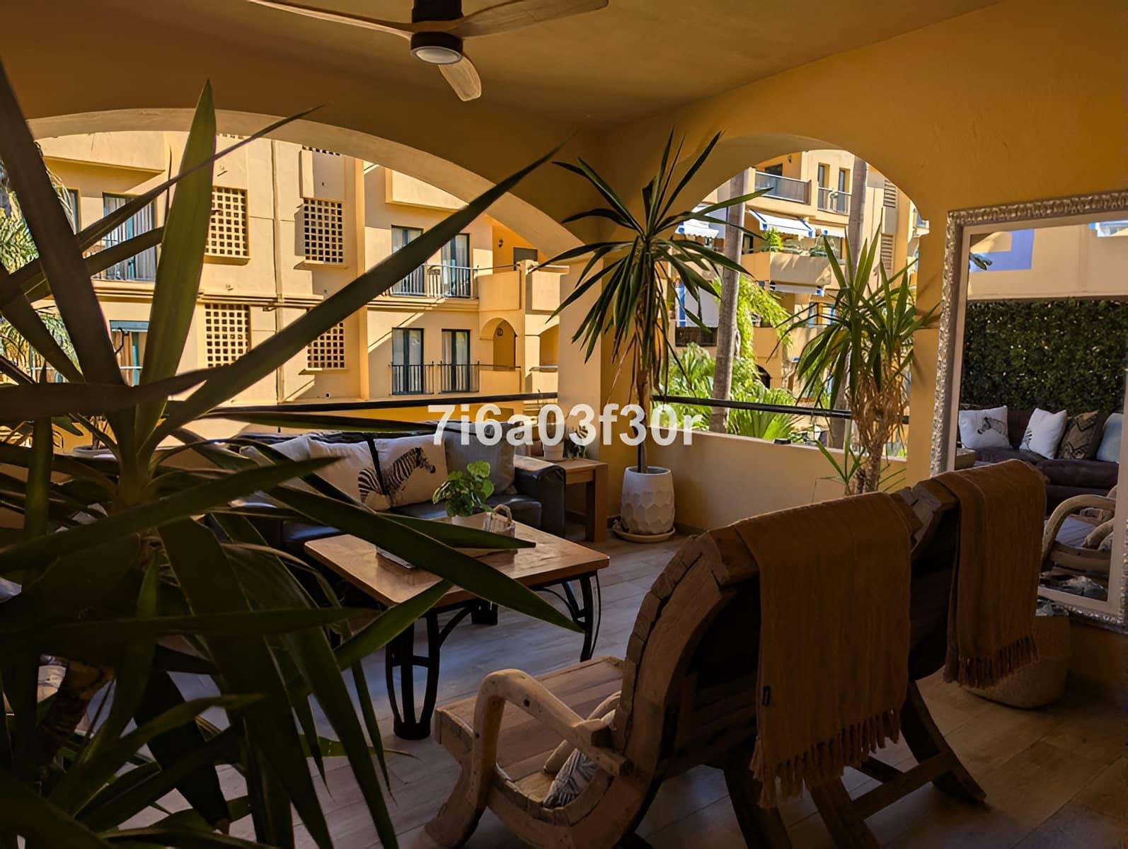 3 Zimmer Apartment zu verkaufen in San Pedro de Alcantara mit Pool Garage - 695.000 € (Ref: 9726480)