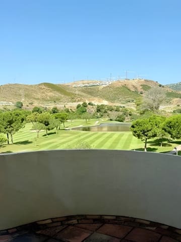 Apartamento de 3 habitaciones en Benahavís en venta con piscina garaje - 660.000 € (Ref: 9726481)