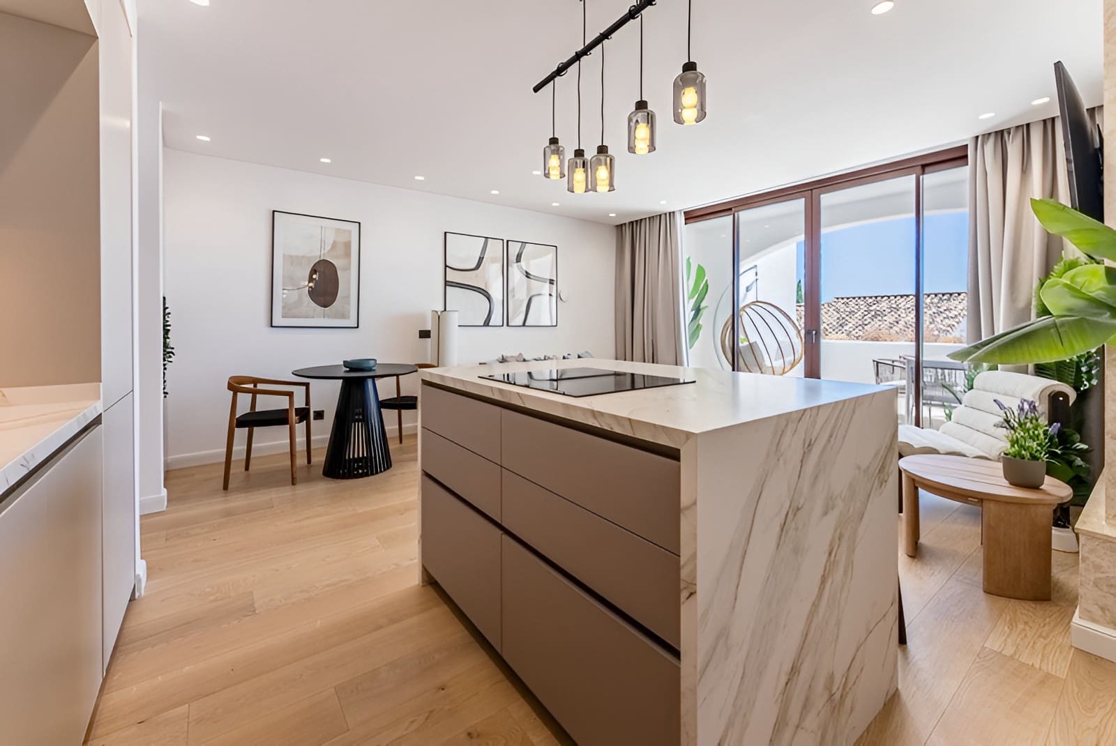 3 soverom Hus til salgs i Benahavis med svømmebasseng garasje - € 650 000 (Ref: 9726482)