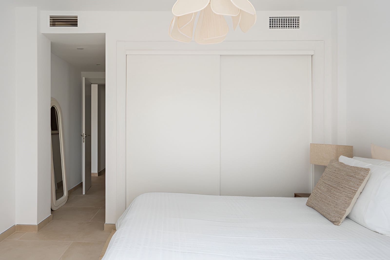 2 soverom Leilighet til salgs i La Quinta med svømmebasseng garasje - € 575 000 (Ref: 9726483)