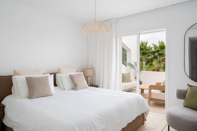 2 soverom Leilighet til salgs i La Quinta, Benahavís med svømmebasseng garasje - € 575 000 (Ref: 9726483)