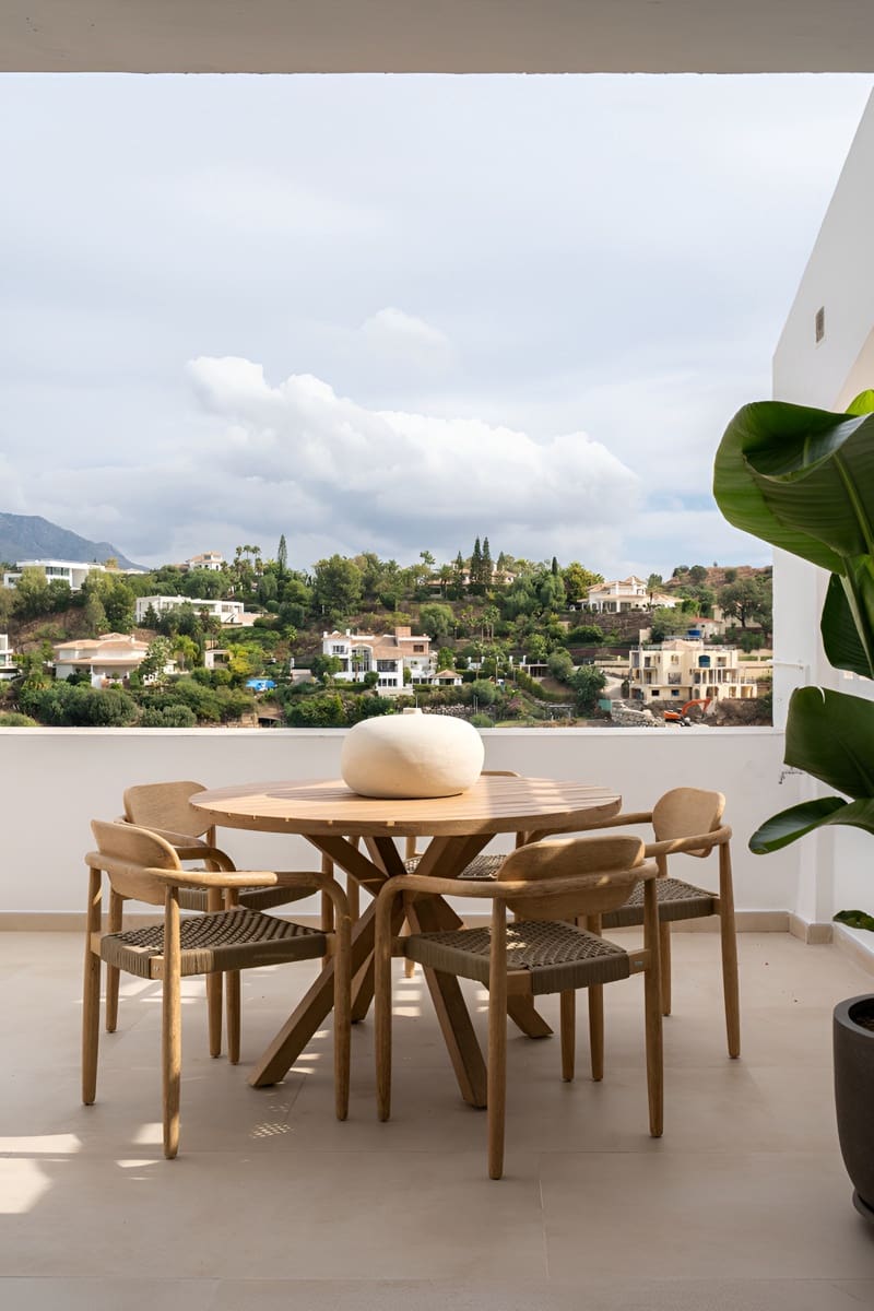 2 soverom Leilighet til salgs i La Quinta med svømmebasseng garasje - € 575 000 (Ref: 9726483)