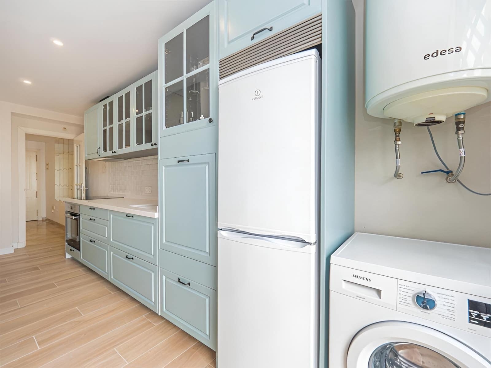 2 soverom Leilighet til salgs i Marbella med svømmebasseng garasje - € 550 000 (Ref: 9726485)