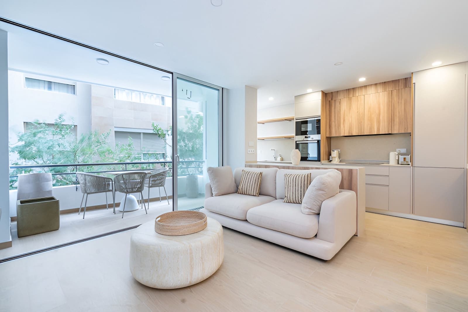 2 soverom Leilighet til salgs i Estepona - € 492 000 (Ref: 9726486)