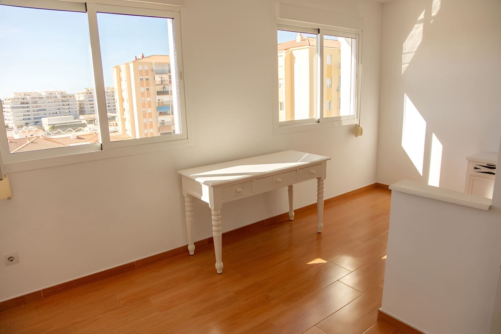 4 sypialnia Apartament na sprzedaż w San Pedro de Alcantara z garażem - 388 000 € (Ref: 9726487)
