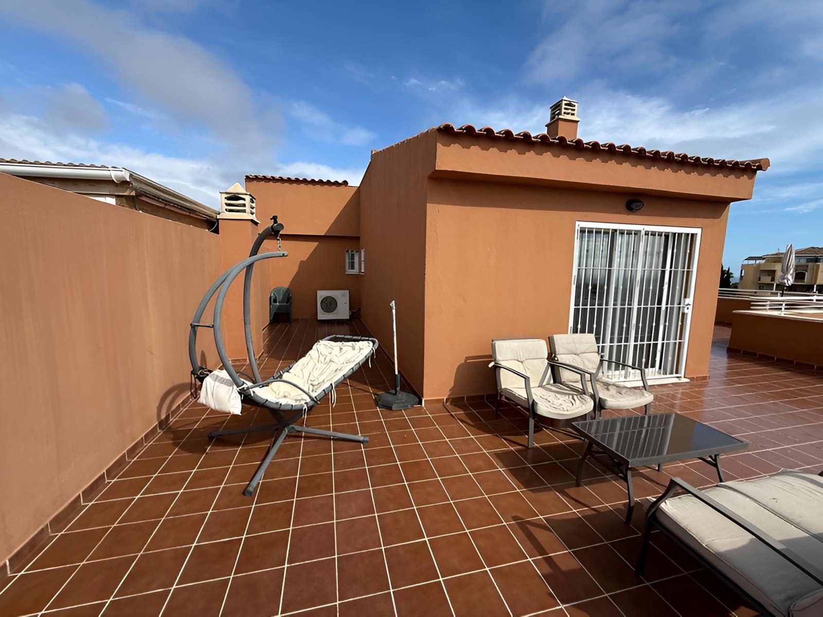 2 bedroom Penthouse for sale in Riviera del Sol with pool garage - € 350,000 (Ref: 9726488)