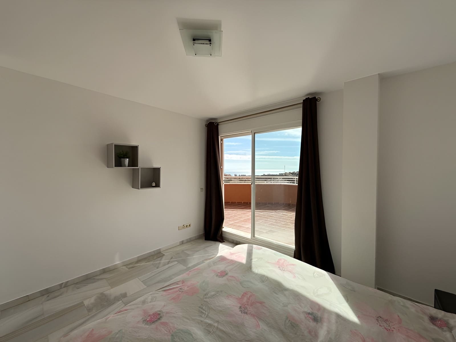 2 bedroom Penthouse for sale in Riviera del Sol with pool garage - € 350,000 (Ref: 9726488)