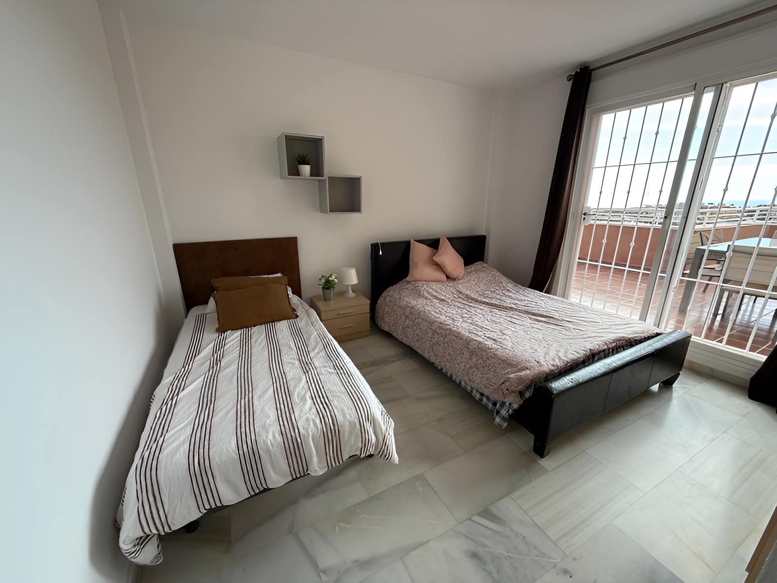 2 bedroom Penthouse for sale in Riviera del Sol with pool garage - € 350,000 (Ref: 9726488)