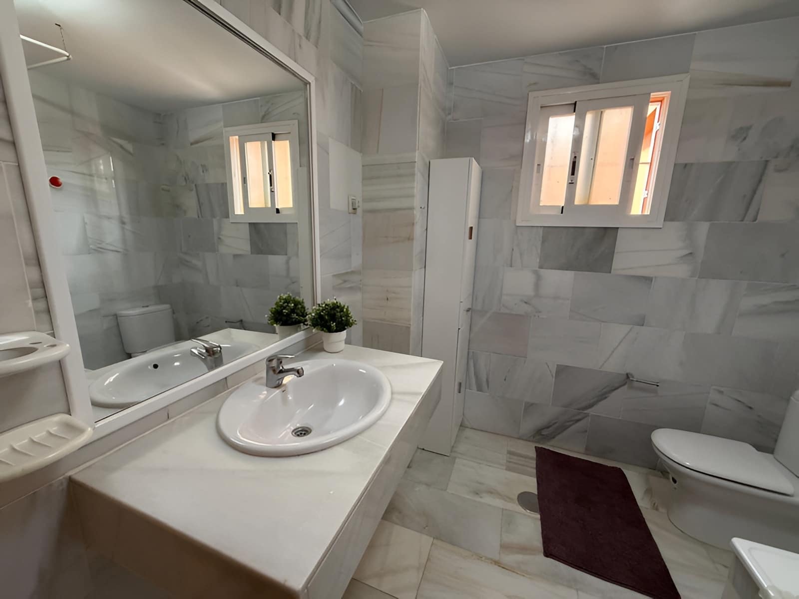 2 bedroom Penthouse for sale in Riviera del Sol with pool garage - € 350,000 (Ref: 9726488)