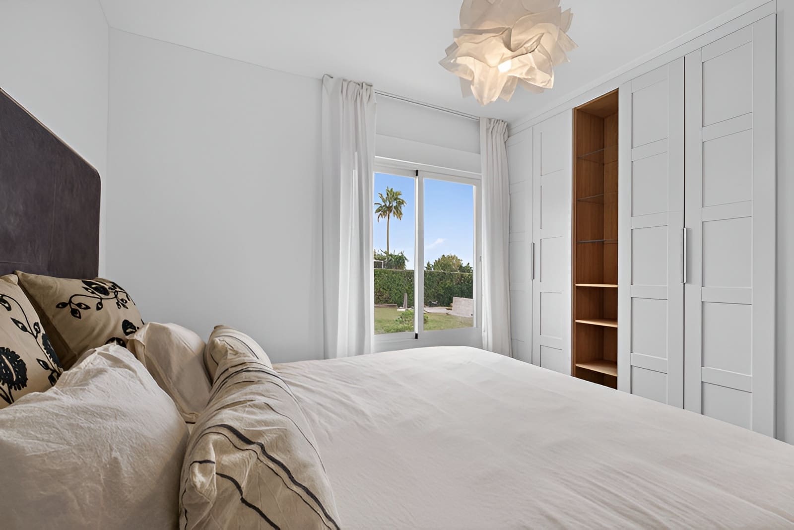 Chalet de 4 habitaciones en Marbella en venta con piscina garaje - 1.649.000 € (Ref: 9735325)